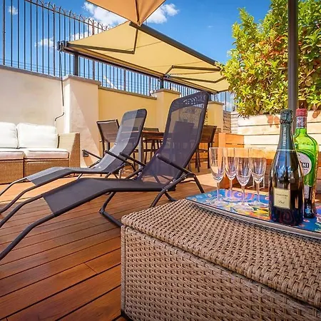 Ht Borromini Penthouse * Rome