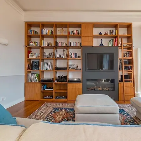 Ht Borromini Penthouse شقة